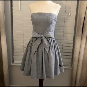 Abercrombie and Fitch Sleeveless Mini Dress Size L